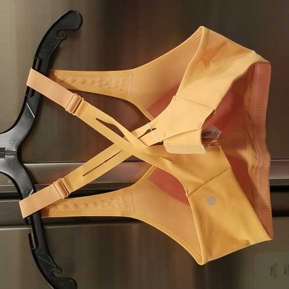 💕LULULEMON💕 Airsupport Bra ~ High Support Sports Bra Warm Apricot 36C NWT - Picture 2 of 14